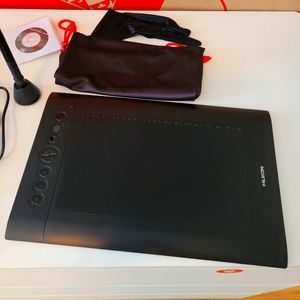 Table for digital design. HUION